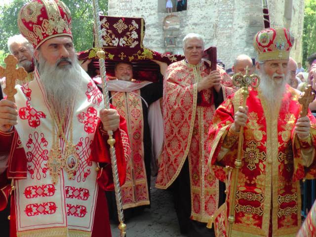 „Ocrotitorul Bucovinei”, cinstit de mii de pelerini