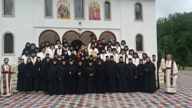 Cinul monahal din Eparhia Romanului şi Bacăului, în comuniune de rugăciune