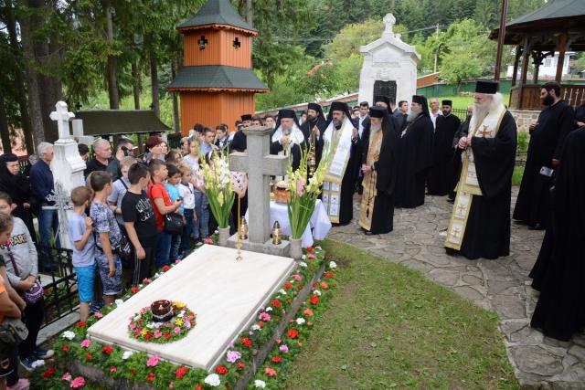 Mitropolitul Irineu Mihălcescu, pomenit la Mănăstirea Agapia