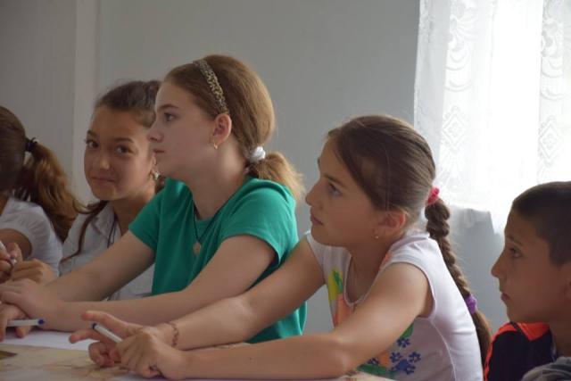 Catehezele din Protopopiatul Piatra-Neamţ: descoperire, comunicare şi emoţie