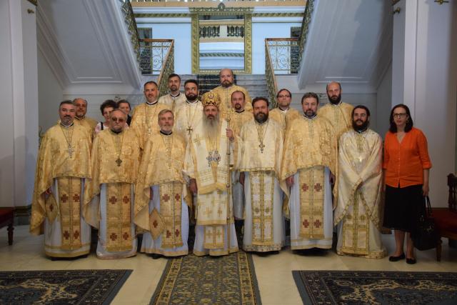 Îndemnul Mitropolitului Moldovei și Bucovinei către absolvenții teologi: „Sunteți rânduiți să fiți slujitori și martori”