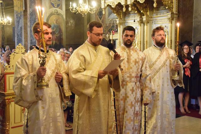 Îndemnul Mitropolitului Moldovei și Bucovinei către absolvenții teologi: „Sunteți rânduiți să fiți slujitori și martori”