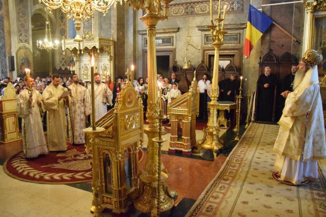 Îndemnul Mitropolitului Moldovei și Bucovinei către absolvenții teologi: „Sunteți rânduiți să fiți slujitori și martori”
