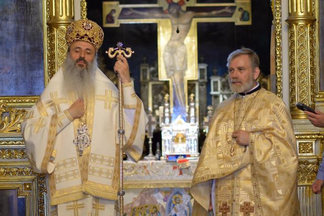Îndemnul Mitropolitului Moldovei și Bucovinei către absolvenții teologi: „Sunteți rânduiți să fiți slujitori și martori”