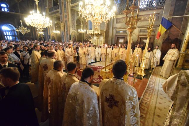 Îndemnul Mitropolitului Moldovei și Bucovinei către absolvenții teologi: „Sunteți rânduiți să fiți slujitori și martori”