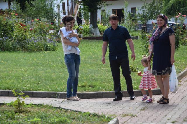 IPS Părinte Mitropolit Teofan, prezent la hramul Centrului social-cultural „Sfântul Ilie“ al Mănăstirii Miclăuşeni