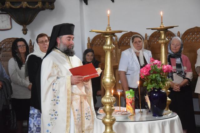 IPS Părinte Mitropolit Teofan, prezent la hramul Centrului social-cultural „Sfântul Ilie“ al Mănăstirii Miclăuşeni
