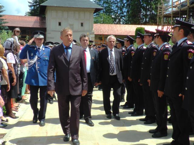 Hram la Putna: „Să luptăm fiecare prin rugăciunea noastră şi să nu ne războim niciodată între noi“