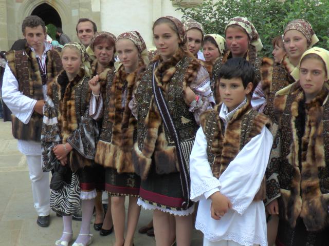 Hram la Putna: „Să luptăm fiecare prin rugăciunea noastră şi să nu ne războim niciodată între noi“