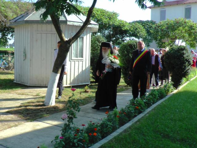 Slujire arhierească în Parohia „Sfânta Treime“ – Dumbrava