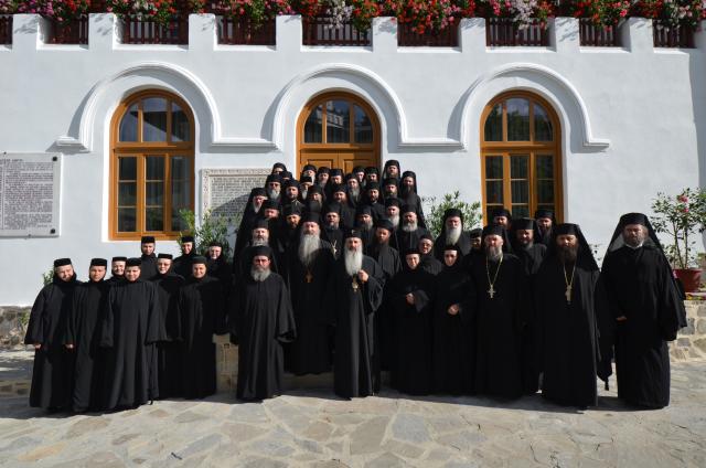 „Legăturile monahilor cu mirenii în contextul vieții duhovnicești și administrative ale mănăstirii”