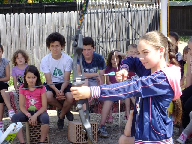 Tabără de creaţie în Parohia Dumbrava Roşie