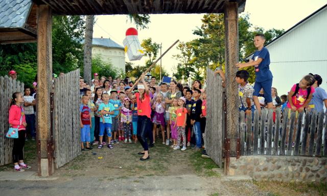 Tabără  de  vară  pentru copiii  și  tinerii  din  satele Baranca, Racovăț și Hilișeu Horia
