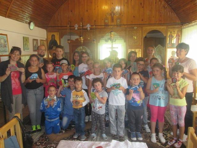 „Zbor de înger“, o etapă frumoasă din viaţa copiilor din Poiana Mărului
