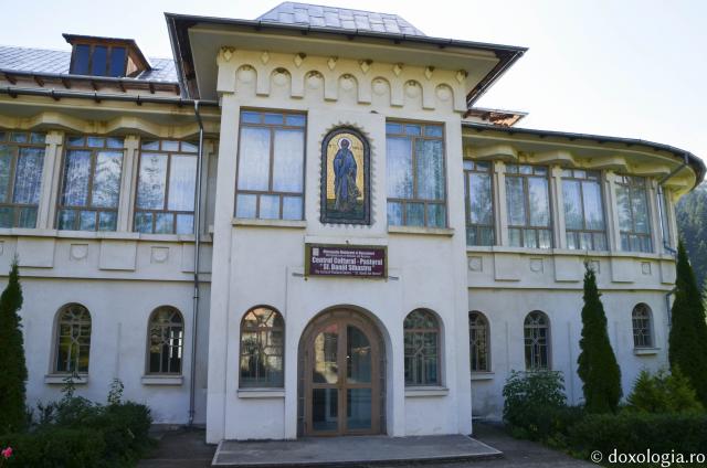 Centrul Cultural Pastoral „Sfântul Daniil Sihastrul” de la Durău
