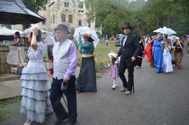 A treia ediţie a evenimentului „Călătorie la 1900” la Castelul Sturdza de la Miclăușeni