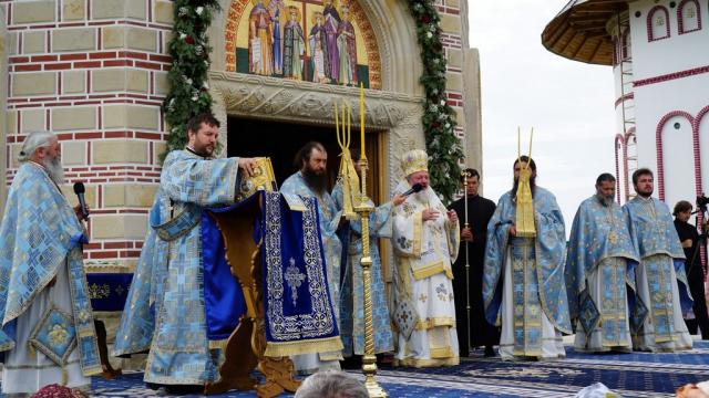 „Maica Domnului are în grijă întreaga Biserică“