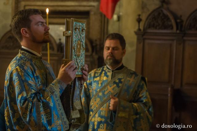 Slujbă arhierească la Catedrala Mitropolitană din Iași