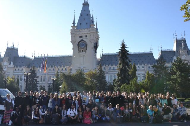 120 de tineri din Arhiepiscopia Iașilor au plecat spre București, la Întâlnirea Tinerilor Ortodocși din Toată Lumea