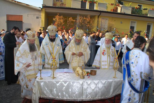 O nouă poartă către cer, în cadrul Episcopiei Ortodoxe Române a Italiei