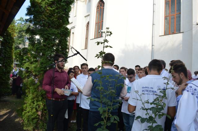 Bilanţul ediţiei a II-a a Taberei „Tânărul din Petrodava“ (GALERIE FOTO)