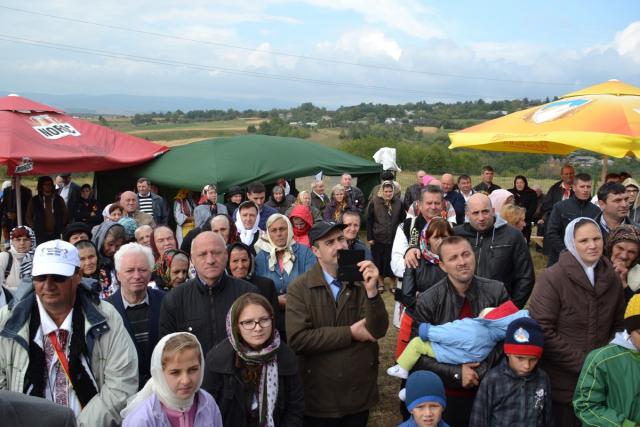 Paraclisul din Corni, sfinţit de PS Calinic Botoşăneanul