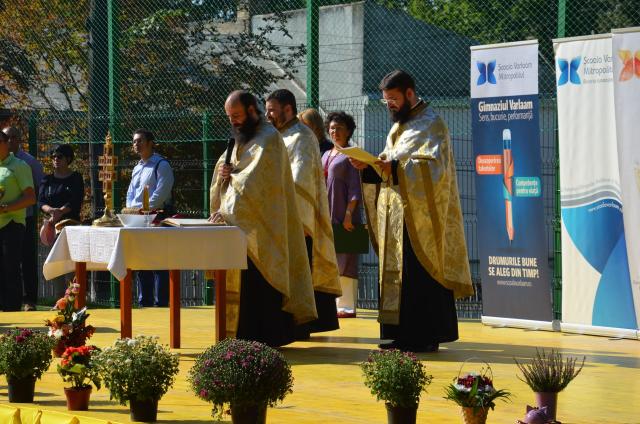 Anul școlar 2016-2017 sub egida libertății și a responsabilității la Școala „Varlaam Mitropolitul” din Iași