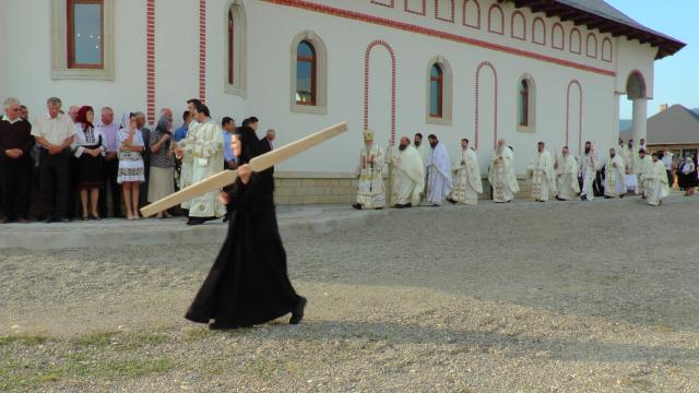 Hram la Mănăstirea „Nașterea Maicii Domnului” - Marginea