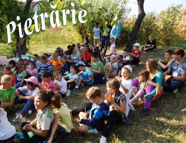 „Taberele au menirea de a descoperi tinerilor un alt mod de viaţă“ (GALERIE FOTO)