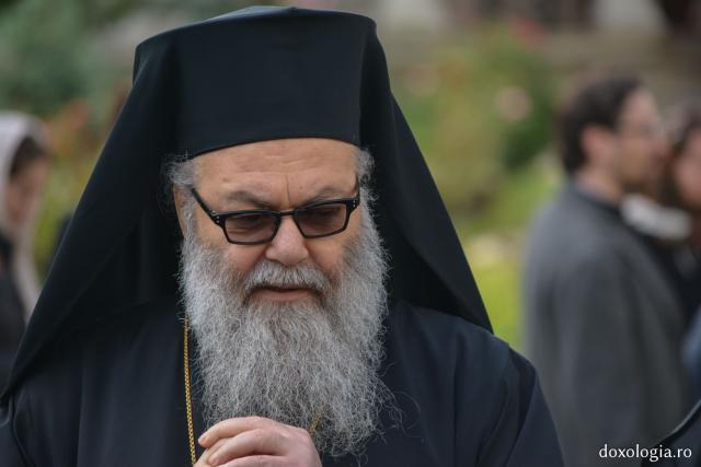 Tradiție la Mănăstirea Putna: Patriarhul Antiohiei a plantat un brad