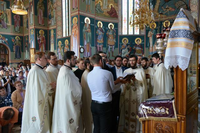 „Atelierul de Formare a Tinerilor Preoți” din Arhiepiscopia Iașilor s-a mutat pentru câteva zile în Bucovina