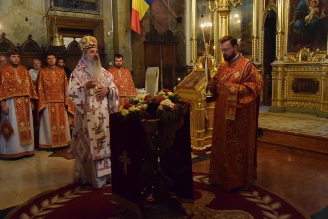IPS Părinte Mitropolit Teofan: „Crucea înseamnă lupta împotriva comodității de orice fel”