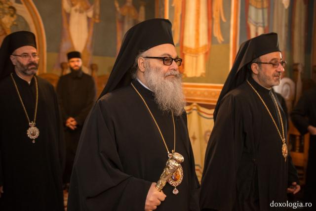 În cadrul vizitei la Mănăstirea Putna, Patriarhul Antiohiei a sfințit racla Sfântului Ierarh Iacob Putneanul