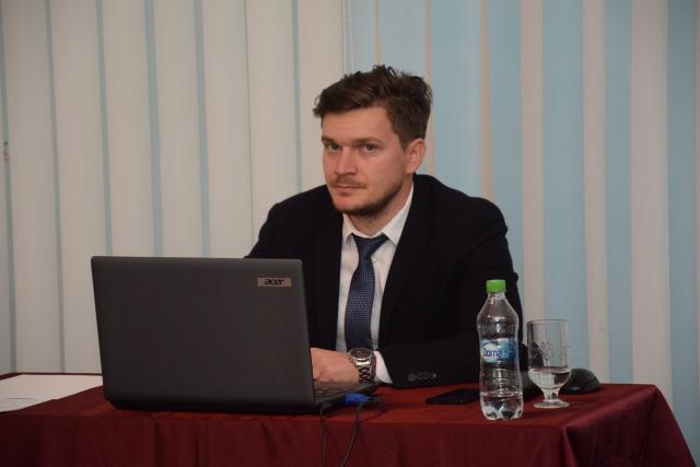 Două teze de doctorat notate cu „Foarte Bine”, la Facultatea de Teologie din Iași