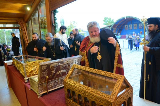Preasfințitul Varlaam Ploieșteanul a oficiat Sfânta Liturghie la Catedrala Patriarhală