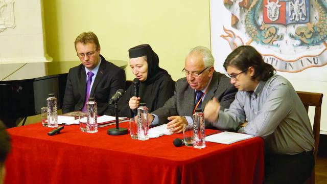 Conferinţă cu tema „Referinţele Sfântului Neofit Zăvorâtul la monahismul ortodox“, susţinută de prof. Nikos Nikolaidis la Iaşi