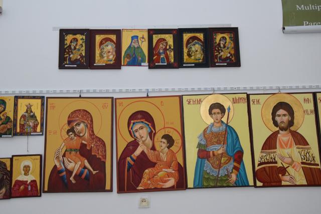 Vernisajul expoziţiei „Sfânta Cuvioasă Parascheva, emblema spiritualităţii ieşene“