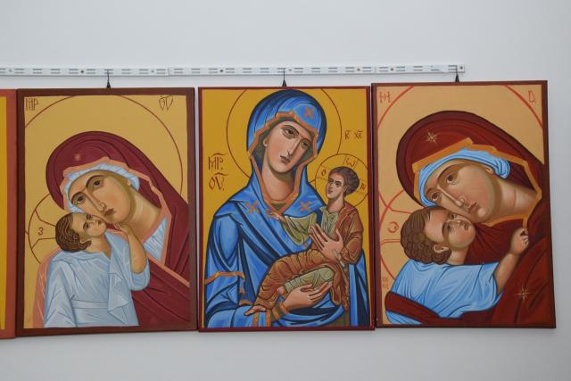 Vernisajul expoziţiei „Sfânta Cuvioasă Parascheva, emblema spiritualităţii ieşene“