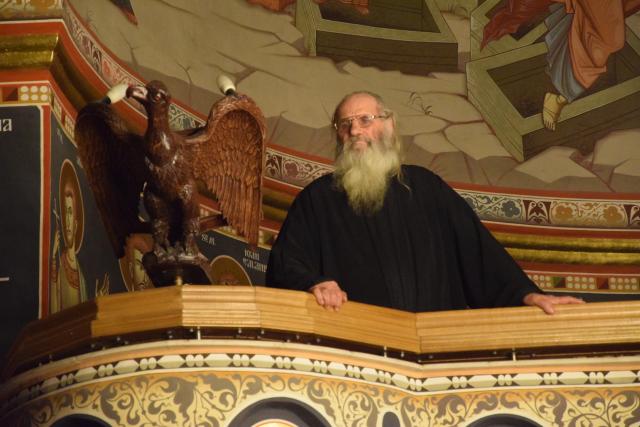 Sfântul Mare Mucenic Dimitrie, sărbătorit la Pângărați prin Liturghie arhierească