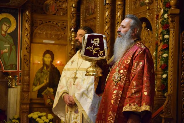 Sfântul Mare Mucenic Dimitrie, sărbătorit la Pângărați prin Liturghie arhierească
