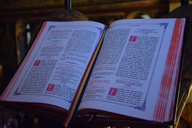 Sfântul Mare Mucenic Dimitrie, sărbătorit la Pângărați prin Liturghie arhierească