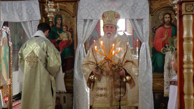 20 de ani de slujire preoțească, serbați prin Liturghie arhierească