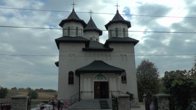 20 de ani de slujire preoțească, serbați prin Liturghie arhierească