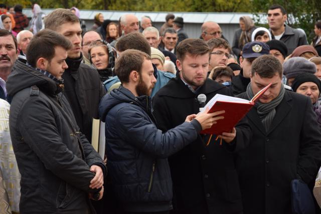 O nouă biserică închinată Sfintei Cuvioase Parascheva, sfințită de IPS Părinte Mitropolit Teofan