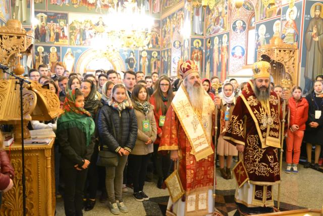 2 mitropoliți, prezenți la evenimentul „Tânărul Botoșănean”
