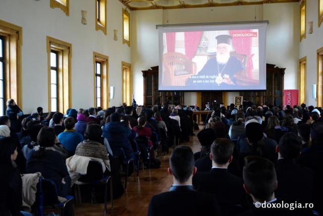 (Video) Părintele Sofronie Saharov, ca duhovnic în Mănăstirea „Sfântul Pavel” din Sfântul Munte Athos ‒ Monahul Nicodim Aghiopavlitul