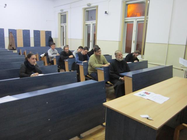 Prima şedinţă lunară din acest an universitar a Cercului „Arhiereu Narcis Creţulescu“