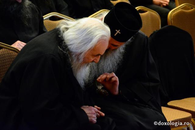 A două zi de comunicări, la Colocviul Internaţional „Întâlnirea cu duhovnicul”
