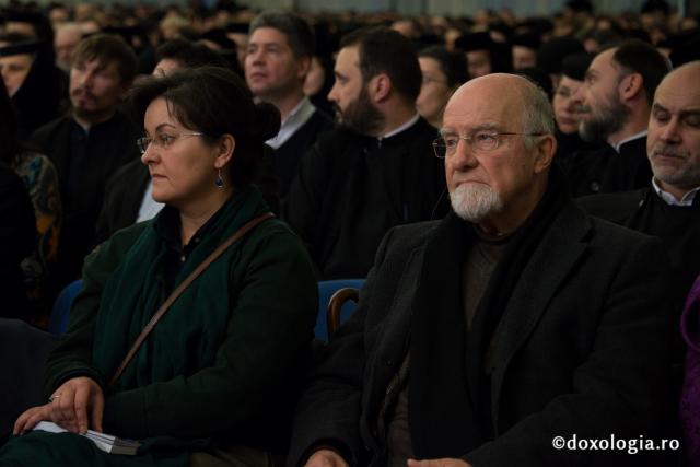(Video) Înaltpreasfințitul Serafim Joantă – Părintele Sofronie Saharov, așa cum l‑am cunoscut