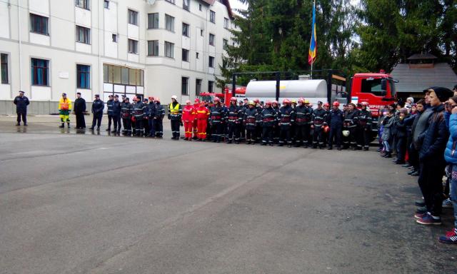 Exerciţiu de alarmare şi simulare a evacuării în caz de incendiu